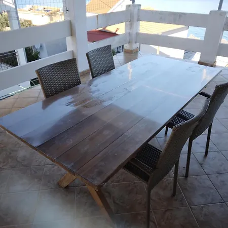 Arbanija Apartment
